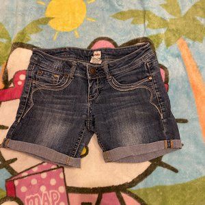 H2j jean shorts